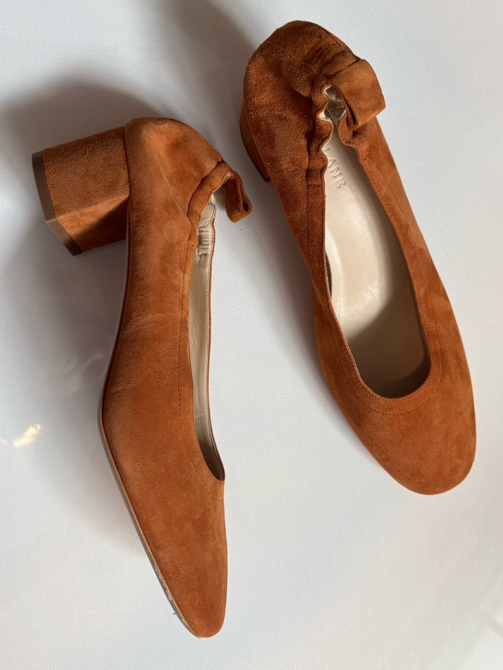 Everlane The Day Block Heel Cognac Suede Size 9 Classic Minimalist Workwear - Picture 6 of 9
